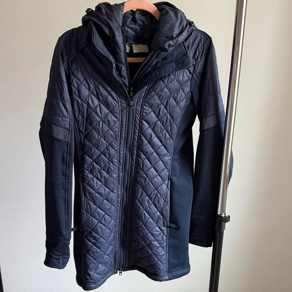 Athleta Women's Quilted Navy Jacket - Picture 2 of 8